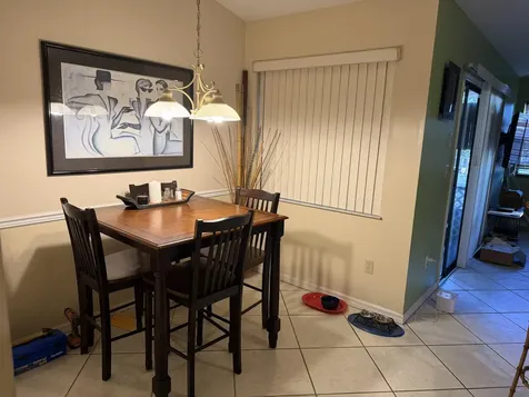222 Sw Fairchild Avenue Port Saint Lucie FL 34984