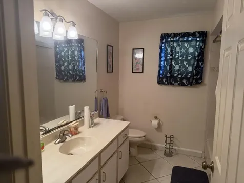222 Sw Fairchild Avenue Port Saint Lucie FL 34984