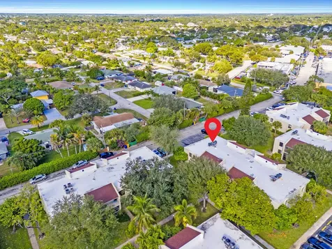 150 Pineview Road Jupiter FL 33469