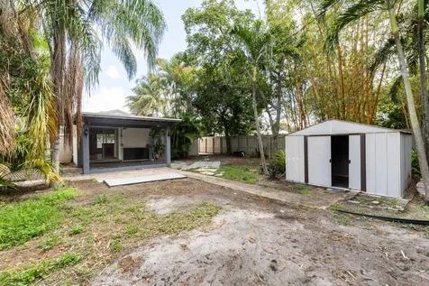 1139 Nw 1st Avenue Fort Lauderdale FL 33311