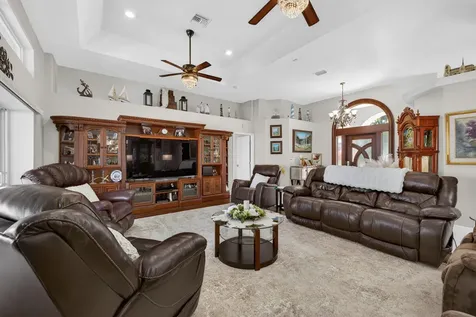 411 Sw Thistle Trail Port Saint Lucie FL 34953