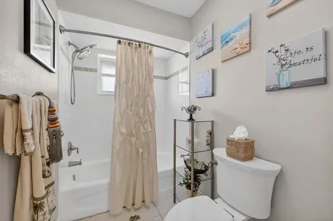 411 Sw Thistle Trail Port Saint Lucie FL 34953
