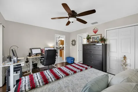411 Sw Thistle Trail Port Saint Lucie FL 34953
