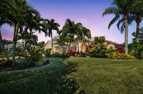 411 Sw Thistle Trail Port Saint Lucie FL 34953