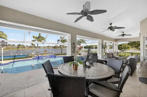 411 Sw Thistle Trail Port Saint Lucie FL 34953
