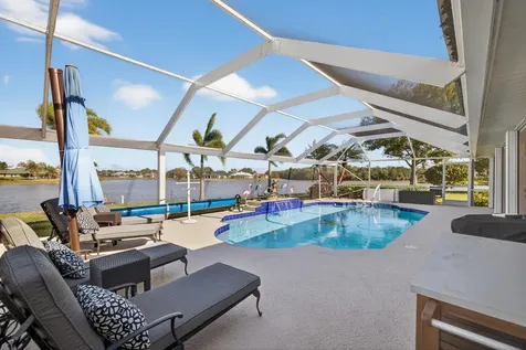 411 Sw Thistle Trail Port Saint Lucie FL 34953