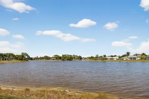 411 Sw Thistle Trail Port Saint Lucie FL 34953