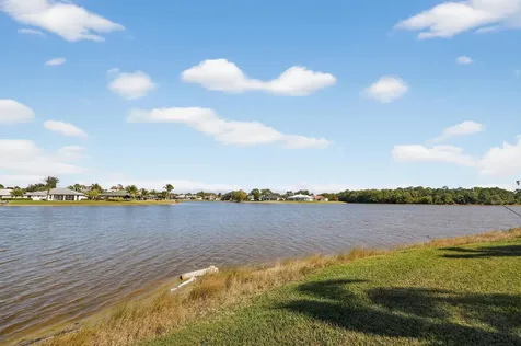 411 Sw Thistle Trail Port Saint Lucie FL 34953