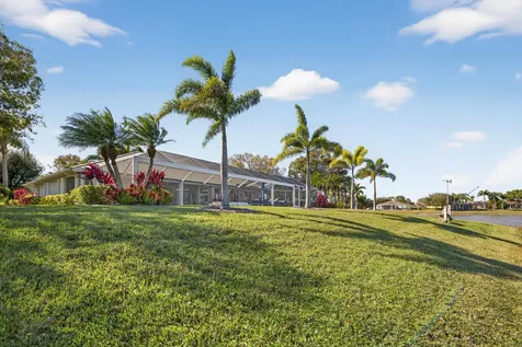 411 Sw Thistle Trail Port Saint Lucie FL 34953