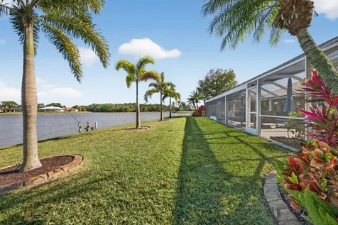 411 Sw Thistle Trail Port Saint Lucie FL 34953