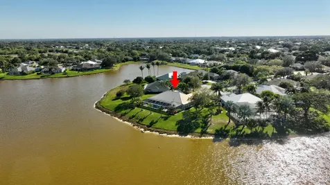 411 Sw Thistle Trail Port Saint Lucie FL 34953