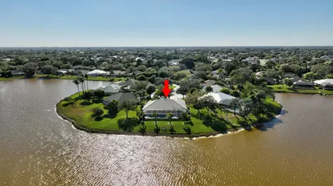 411 Sw Thistle Trail Port Saint Lucie FL 34953