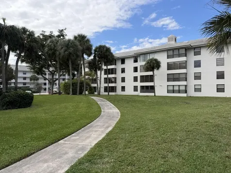 3650 Whitehall Drive West Palm Beach FL 33401