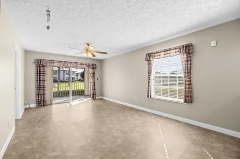 806 Se Central Parkway Stuart FL 34994