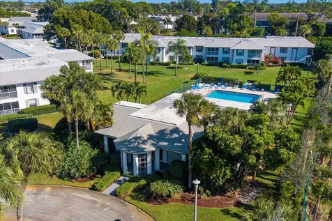 806 Se Central Parkway Stuart FL 34994
