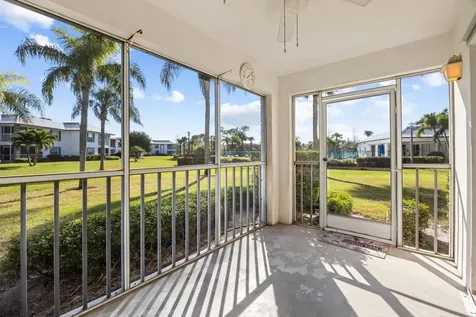 806 Se Central Parkway Stuart FL 34994