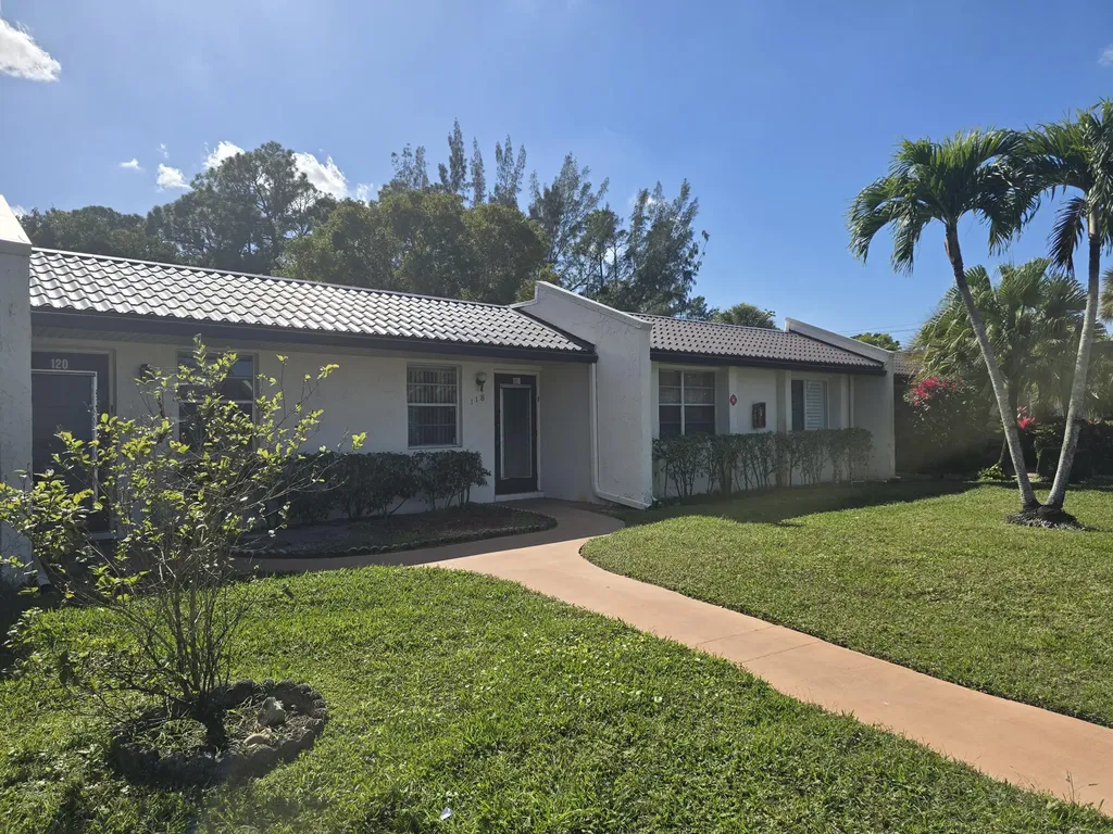 118 Lake Olive Drive West Palm Beach FL 33411
