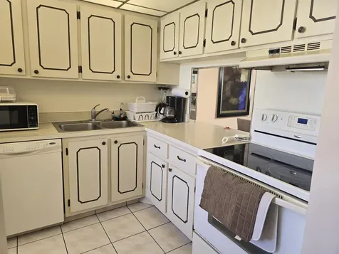 118 Lake Olive Drive West Palm Beach FL 33411