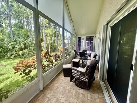 647 Nw San Remo Circle Port Saint Lucie FL 34986