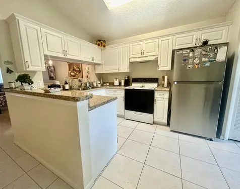647 Nw San Remo Circle Port Saint Lucie FL 34986