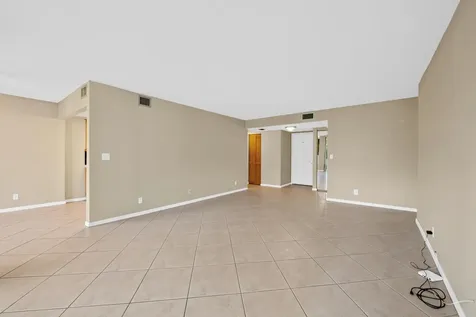 800 Jeffery Street Boca Raton FL 33487