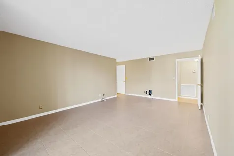 800 Jeffery Street Boca Raton FL 33487
