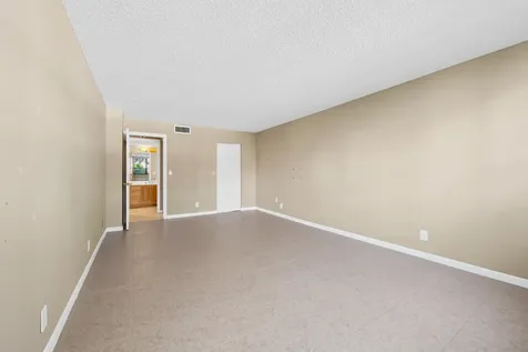800 Jeffery Street Boca Raton FL 33487