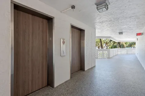 800 Jeffery Street Boca Raton FL 33487