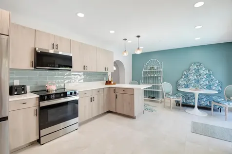 705 Colonial Road West Palm Beach FL 33405