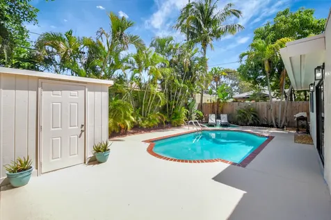 705 Colonial Road West Palm Beach FL 33405