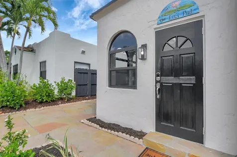705 Colonial Road West Palm Beach FL 33405