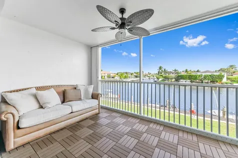 390 N Federal Highway Deerfield Beach FL 33441