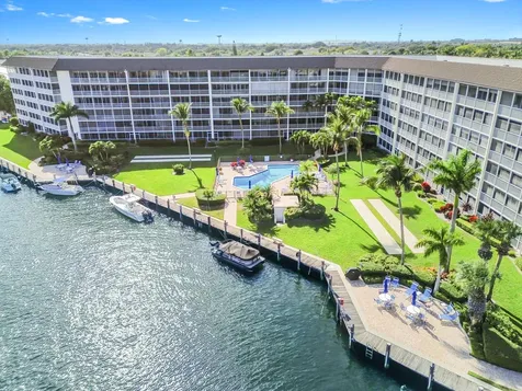 390 N Federal Highway Deerfield Beach FL 33441