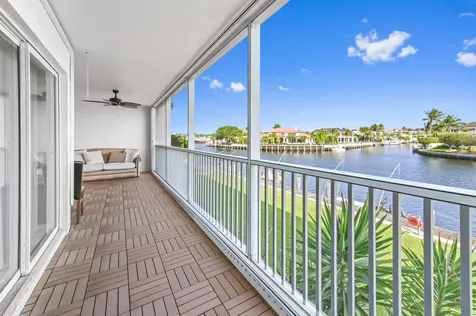 390 N Federal Highway Deerfield Beach FL 33441
