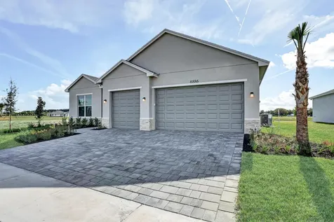 6886 68th Square Vero Beach FL 32967