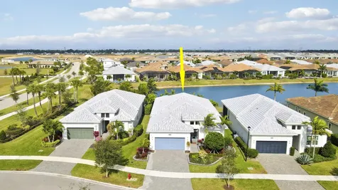 8888 Sw Montova Way Port Saint Lucie FL 34987
