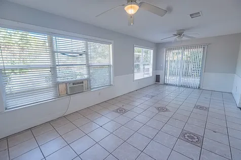 425 Ne Electra Avenue Port Saint Lucie FL 34983