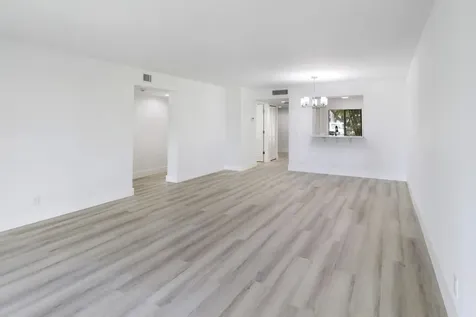 7270 Ashford Place Delray Beach FL 33446
