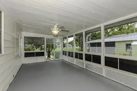 8203 Cinnamon Lane Port Saint Lucie FL 34952