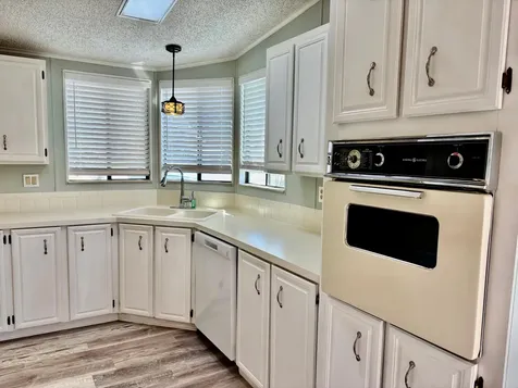 8203 Cinnamon Lane Port Saint Lucie FL 34952