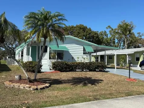 8203 Cinnamon Lane Port Saint Lucie FL 34952