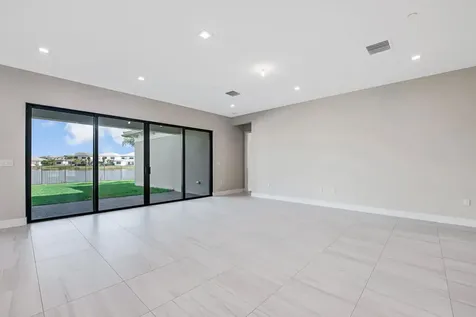 10028 Cloud View Palm Beach Gardens FL 33412