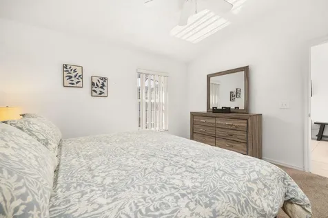 128 Pine Cone Drive Davenport FL 33897