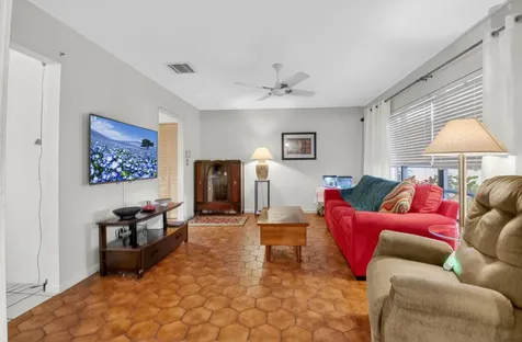 18101 107th Avenue Boca Raton FL 33498