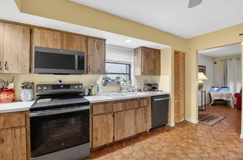 18101 107th Avenue Boca Raton FL 33498