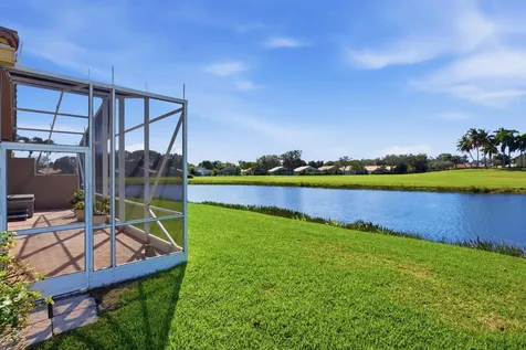 7281 Haviland Circle Boynton Beach FL 33437