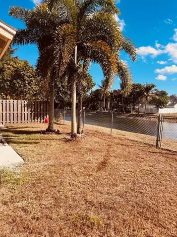 5761 Strawberry Lakes Circle Lake Worth FL 33463