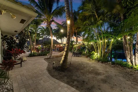 2311 Ne 47th Street Lighthouse Point FL 33064