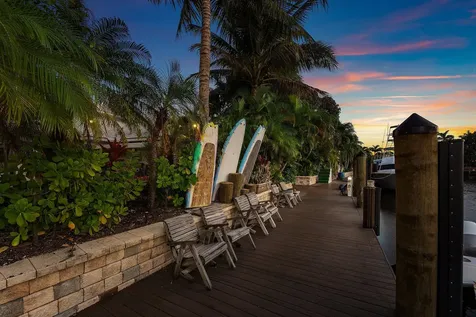 2311 Ne 47th Street Lighthouse Point FL 33064