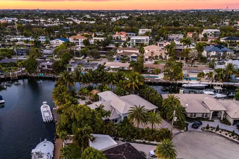 2311 Ne 47th Street Lighthouse Point FL 33064